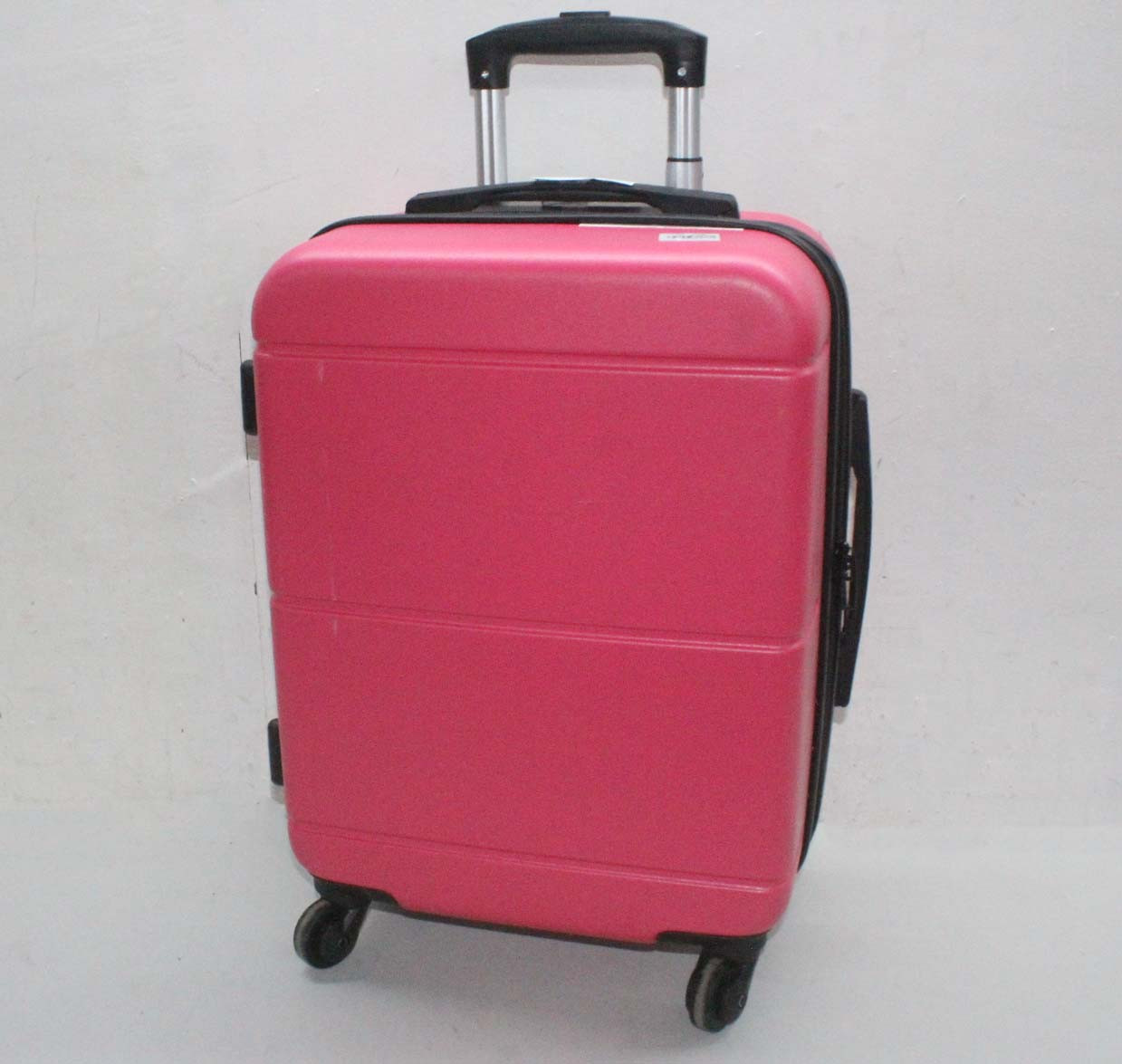 46cm Albany Hard Case 4 Wheels - Hot Pink - 46cm Albany Hard Case 4 ...