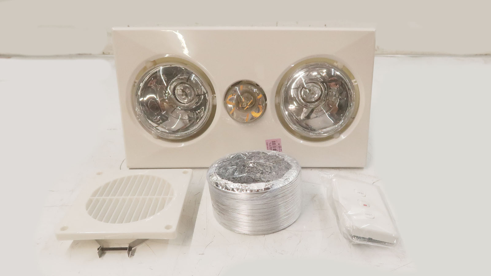 3 In 1 Bathroom Essential - 3 In 1 Bathroom Essential | HMR Shop N' Bid