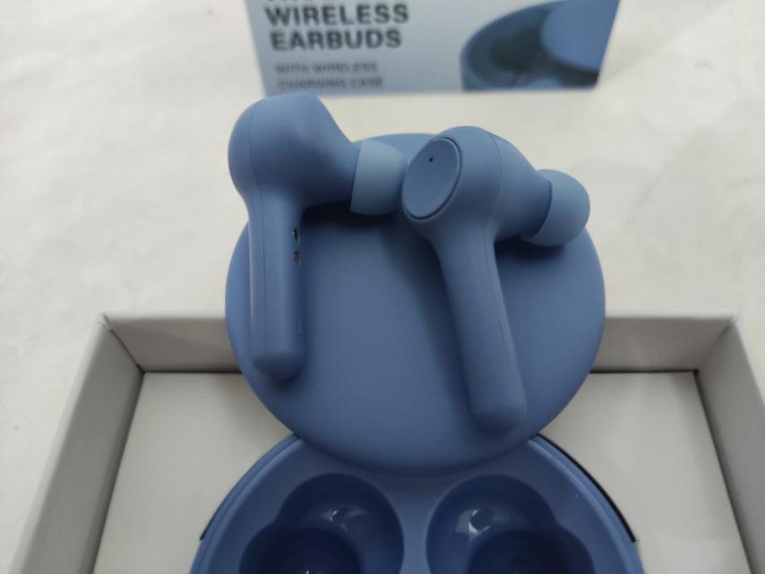 Bauhn HE190044WC True Wireless Earbuds Blue HMR Shop N' Bid